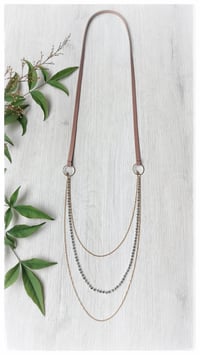 Image 9 of I FILI collana - Nude CASCATA Cristallo Gold