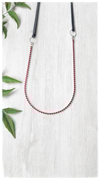 Image 5 of I FILI collana - nero CRISTALLO rosso