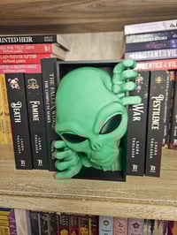 Image 5 of Alien Book Nook Escaping Alien Bookshelf Insert