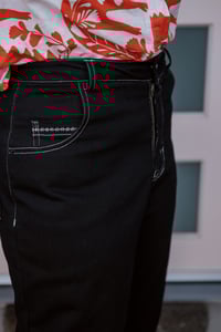 Image 2 of Black Jeans (16)