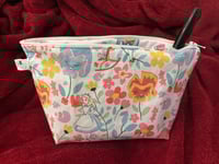 Image 2 of Flower Garden Zipper Pouch