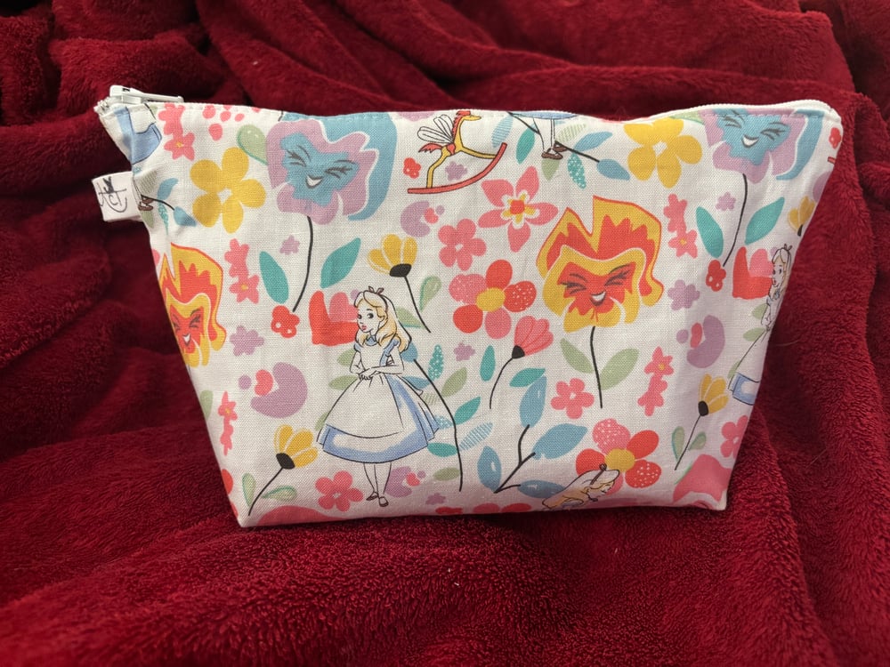 Image of Flower Garden Zipper Pouch