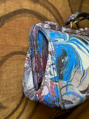 Image of vintage hand marbled bag - no. 05