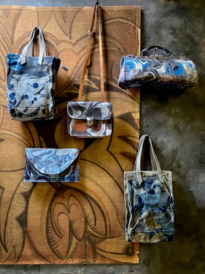 Image of vintage hand marbled bag - no. 05