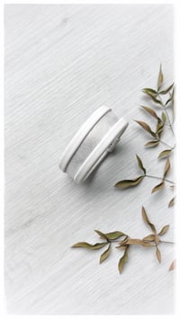Image 1 of Bracciale bangle artigianale in pelle ESSENTIAL SMALL- Artico
