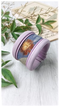 Image 18 of Bracciale bangle artigianale in pelle ANTIOPE KING - Indaco Infinito