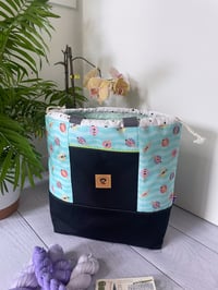Image 1 of Grand sac à projet taille L , poche avant: Les baigneuses