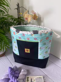 Image 4 of Grand sac à projet taille L , poche avant: Les baigneuses