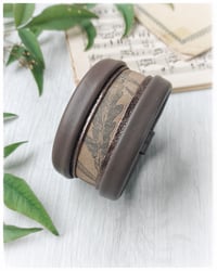 Image 10 of Bracciale bangle artigianale in pelle ANTIOPE MEDIUM - Caffè amaro