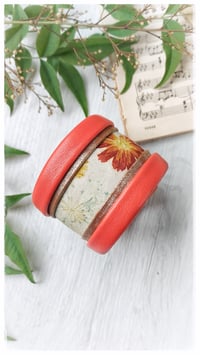 Image 4 of Bracciale bangle artigianale in pelle ANTIOPE KING - Flora Intenso