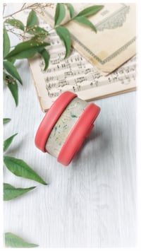 Image 3 of Bracciale bangle artigianale in pelle ESSENTIAL MEDIUM- Flora Intenso