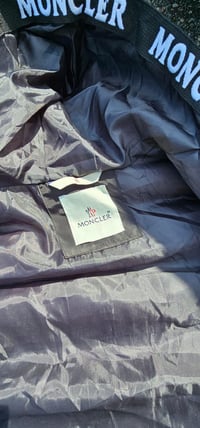 Image 2 of Mens. MONA body warmer 1:1