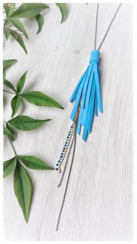 Image 5 of Collana artigianale in pelle SPARROW small - "Cielo"