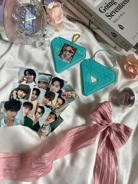 Image 1 of (Seventeen ver.) Diamond Acrylic ID Holder