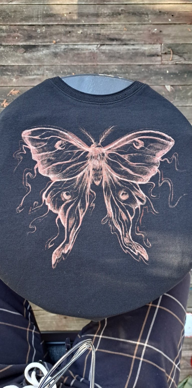 Hand-painted bleach t-shirts ☆ Image 3