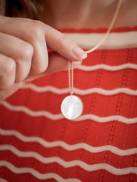 Image 4 of Collier SOLUNA - Nacre Blanche