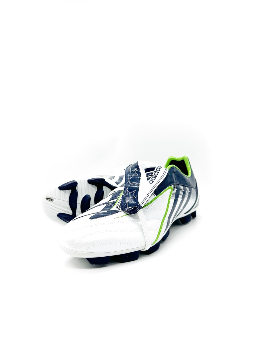 Image of Adidas Predator Absolado Ucl