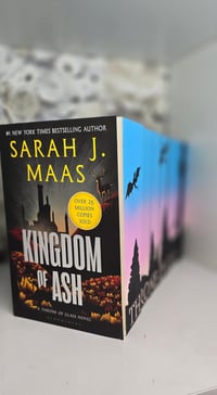 Image 4 of Sarah J. Maas | ToG | Throne of Glass | Paperback Set