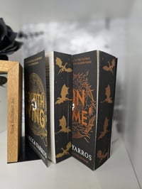 Image 3 of Rebecca Yarros | Fourth Wing | Iron Flame | Paperback | Sprayed Edges