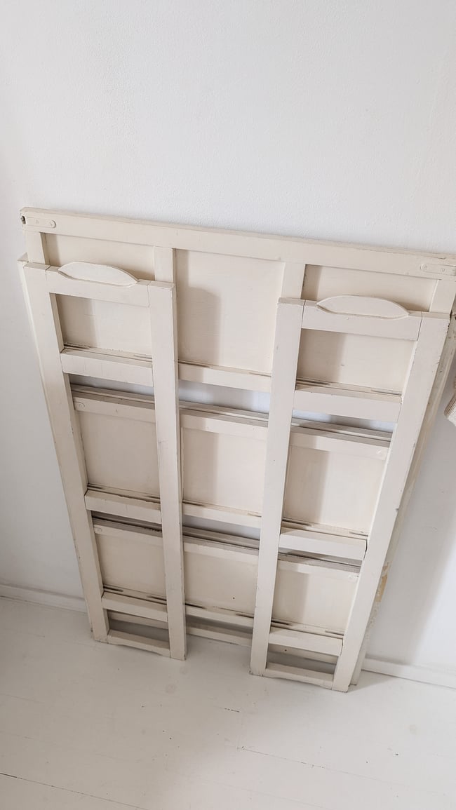 Étagère de bouquiniste crème 