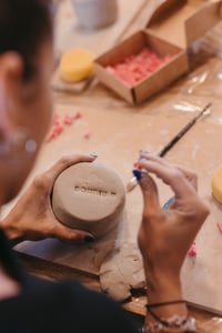 Image 2 of TALLER: crea la teva tassa o bol de ceràmica