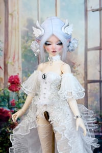 Image 5 of Handmade Set for Minifee Doll - white