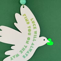 Image 2 of Oiseau vert - Luck 