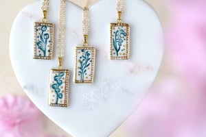 Image of Tulip Flower Pendant