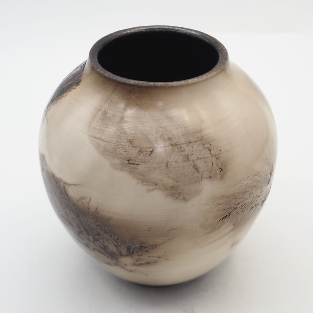 Image of Ghost Feather Raku Pot 011