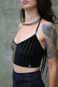 Image 3 of MISS QUINN CROPTOP - BLACK AND GOLDEN SILVER VERSION