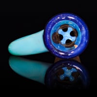 Image 4 of WILDBERRY > ICY WHITE SATIN / DENSE MARINA 18MM SLIDE