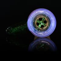 Image 4 of ROSE QUARTZ > ICY WHITE SATIN / GREEN STARDUST 18MM SLIDE