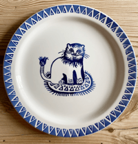 Image 1 of Mary Fedden Lion cake plate