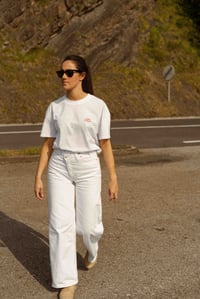 Image 5 of CAMISETA OVERSIZE MUJER "KLASIKA" BLANCA