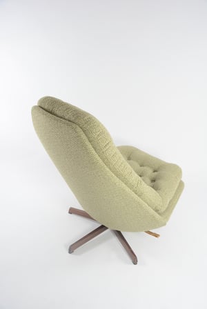 Image of Fauteuil scandinave pivotant vert