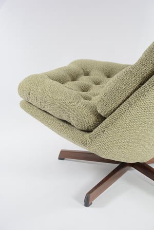 Image of Fauteuil scandinave pivotant vert