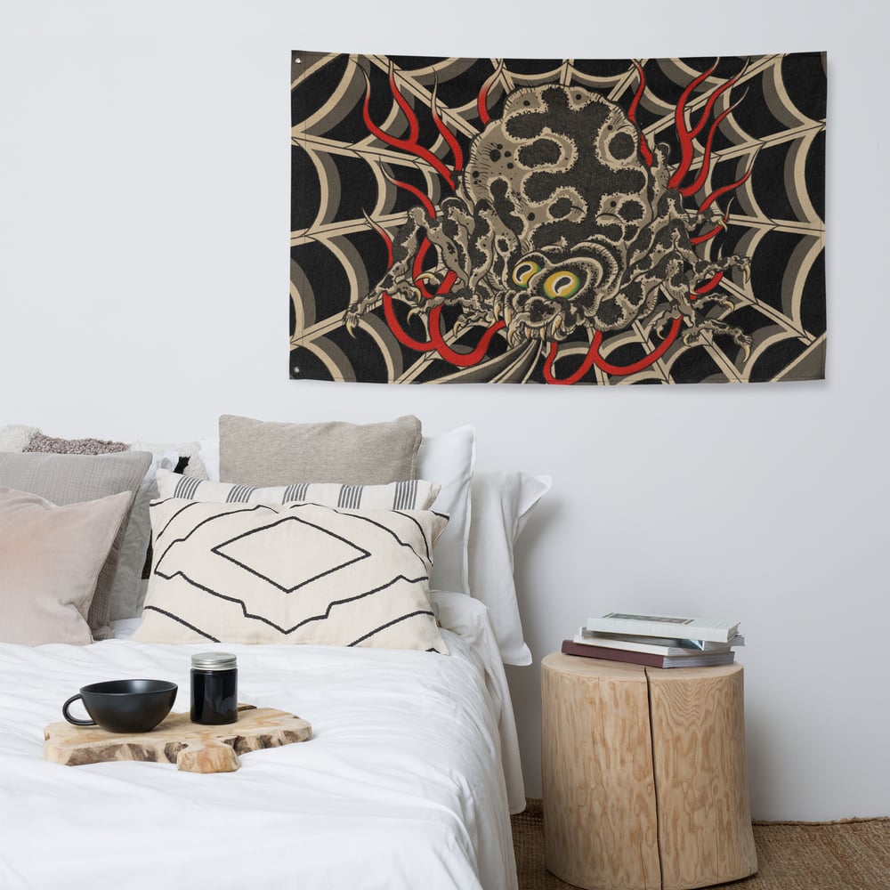 EARTH SPIDER FLAG