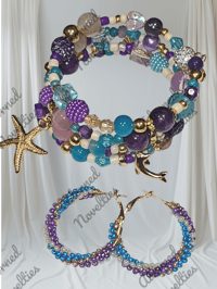 Image 2 of ANA826157 - Aurora Borealis