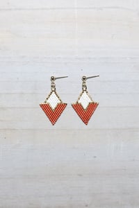 Terracotta geometric diamonds 