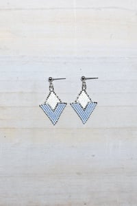 Pastal blue geometric diamonds 