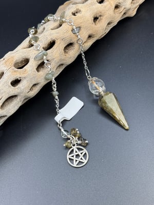 Labradorite Pendulum