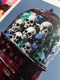 Image 3 of Skull Dispenser X