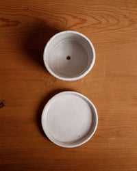 Image 2 of White planter