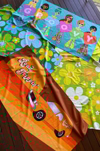 Image 2 of Beach towels in Sunny daze