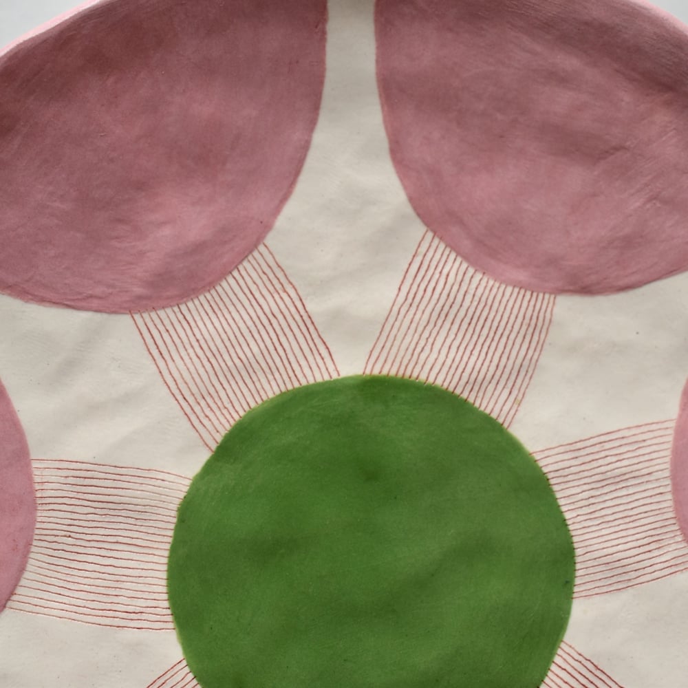 Image of Pink Flower Plate