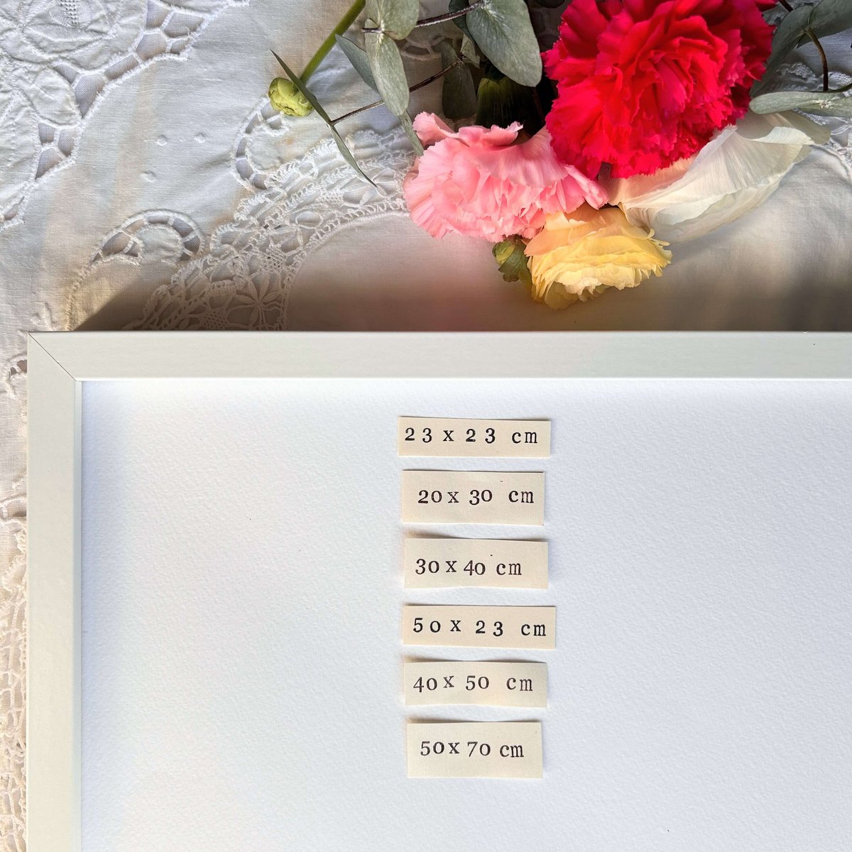 Quadro personalizzato con illustrazione su carta e cornice – Idea regalo unica