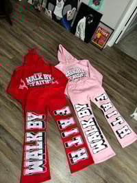 Image 2 of Walk By Faith (Pink)