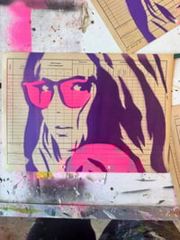 Image 1 of Stencil Girl With Sunglasses A4 // UNIKAT