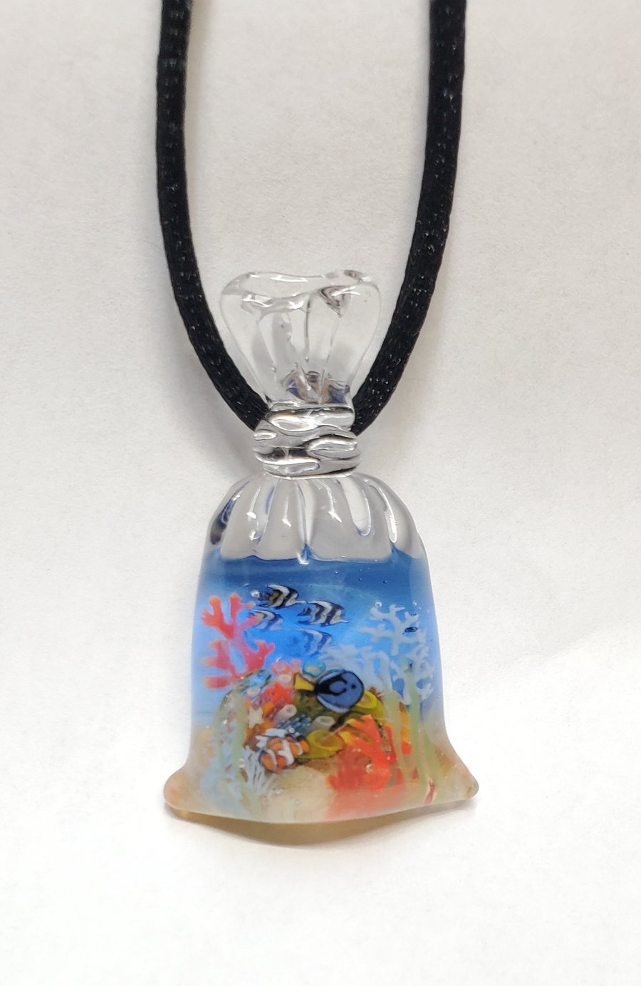 Image of Reef bag pendant