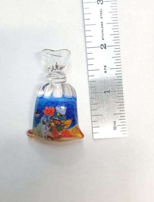 Image of Reef baggy pendant